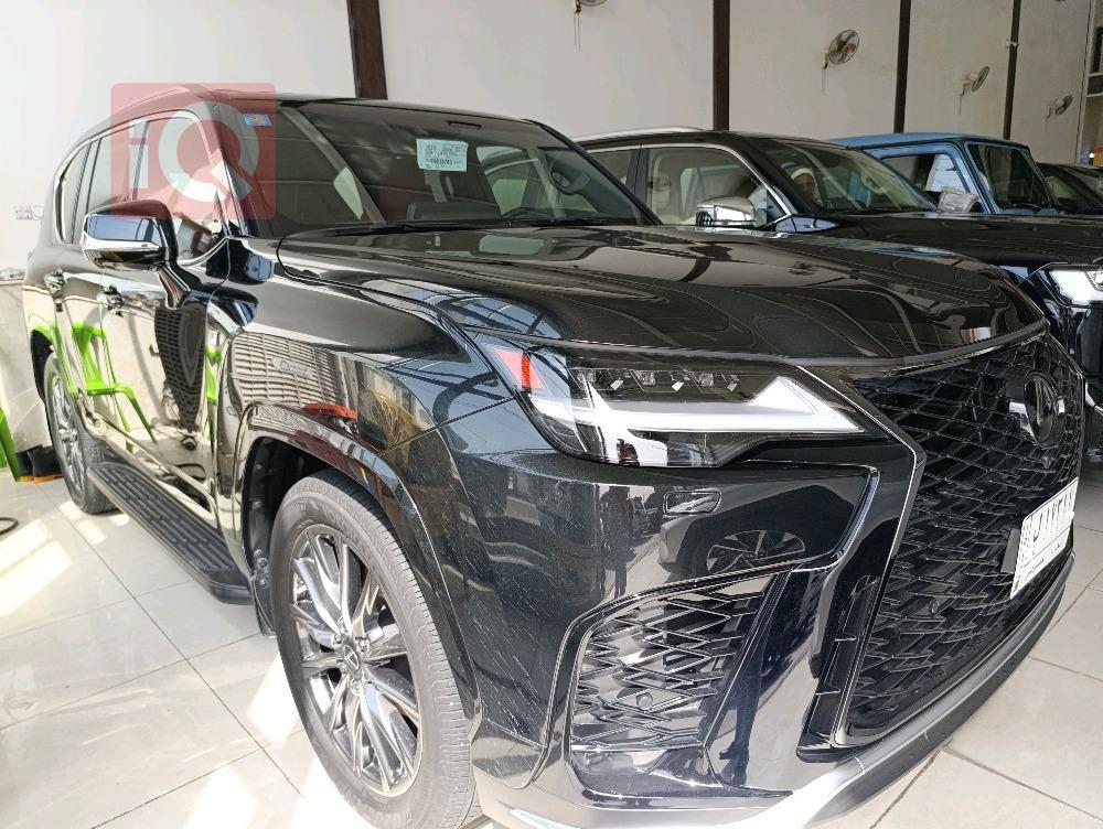 Lexus LX